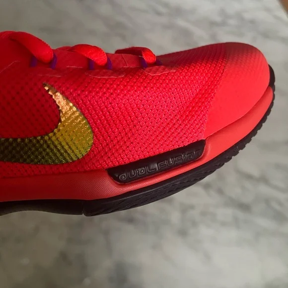 NWT Nike Women’s Prime Hype Crimson Size 7. - Picture 7 of 7